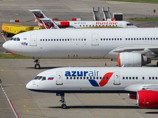 РБК: против менеджеров крупнейшей чартерной авиакомпании Azur Air возбудили дело
