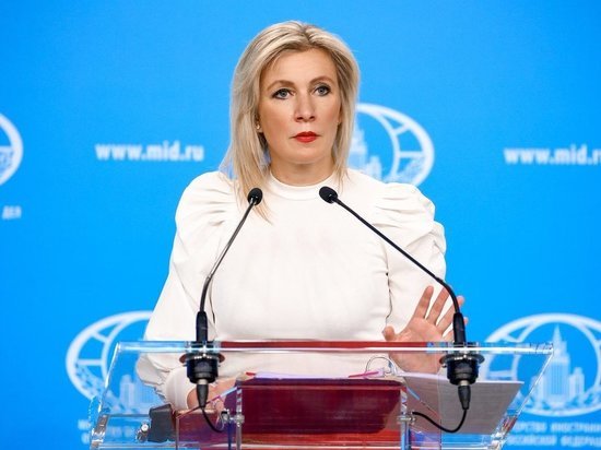Захарова назвала абсурдным заявление Еревана об угрозе из-за российского присутствия в Армении