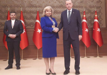 В турецкой Анкаре продолжаются консультации омбудсменов России, Украины и Турции