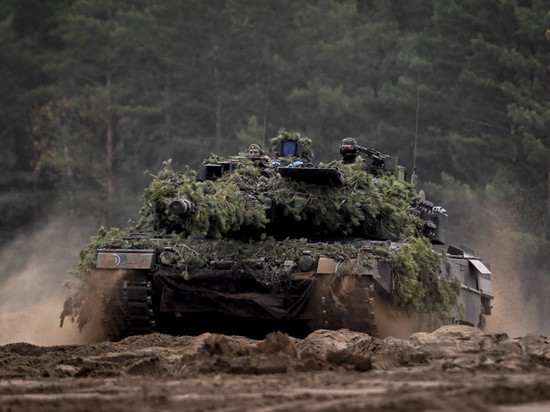 Нежелание Германии поставлять "Леопарды" Украине объяснили страхом перед Россией