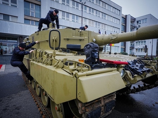 Правительство Германии запретило Польше передавать Украине танки Leopard без разрешения