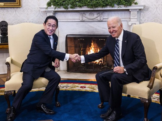 Власти США и Японии заявили о продолжении поддержки Украины и новых антироссийских санкциях