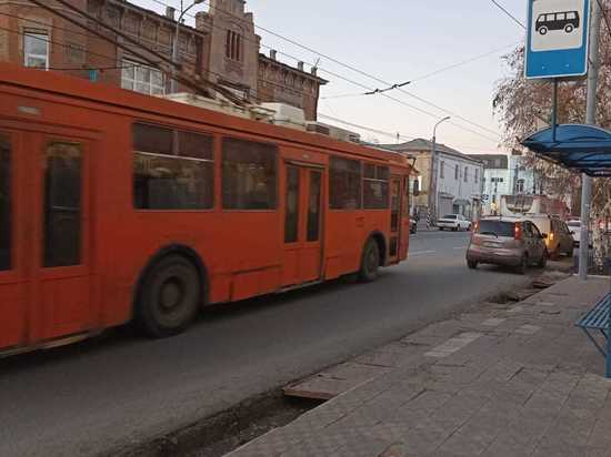 В Оренбурге в морозы на маршрутах работало на 200 автобусов меньше