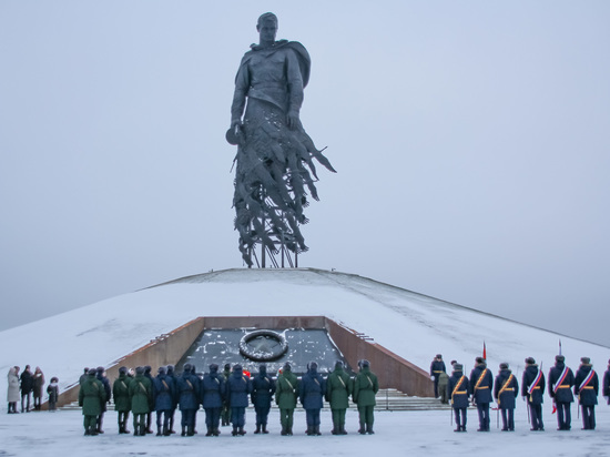Около Ржевского мемориала прошла первая присяга новобранцев 32-й дивизии ПВО