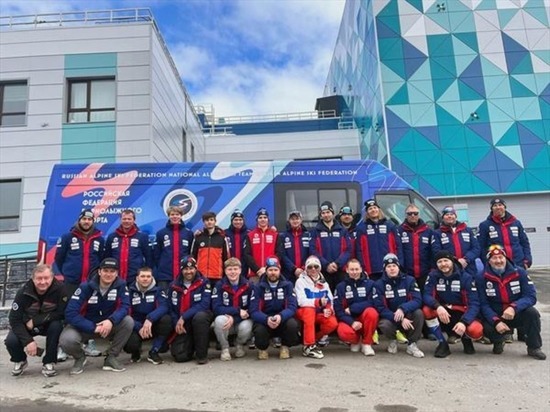 Сахалинский горнолыжник отправился на сборы в составе сборной России в Мурманскую область