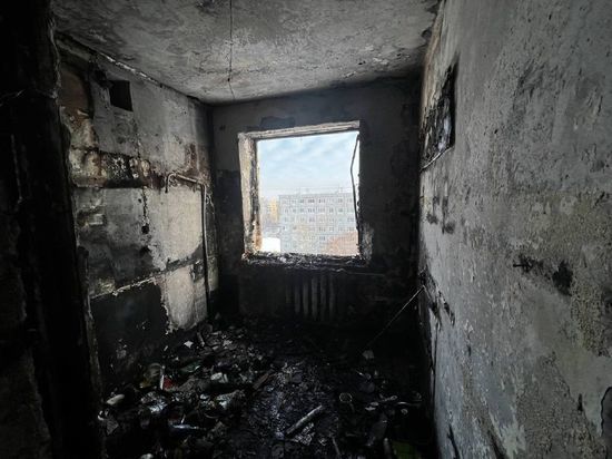 В южном райцентре Омской области три человека пострадали в пожаре