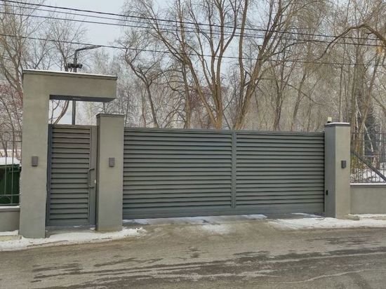 В Омске застройщик получил у парка Победы разрешение на возведение уже готовых домиков