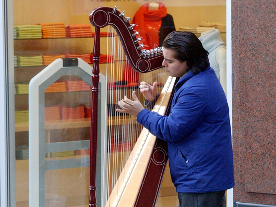 Реплику на инструмент, которому семь тысяч лет, сделали в Ступино
