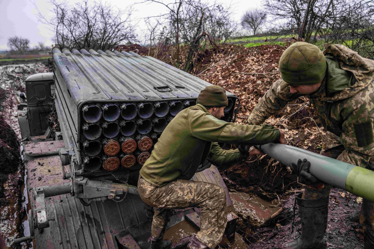 El País: two battalions of the Armed Forces of Ukraine left Bakhmut and Soledar
