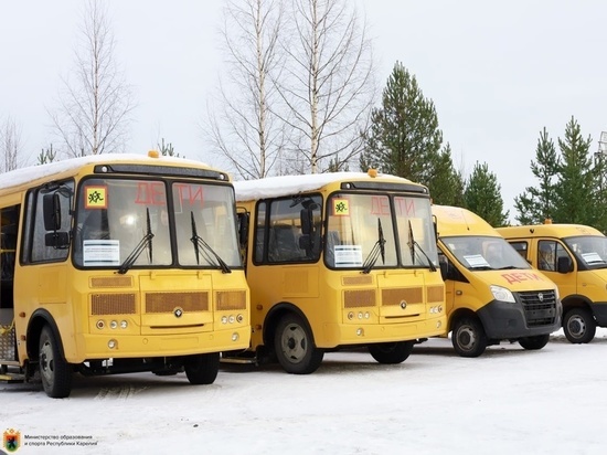 Четыре школы Карелии получили новые автобусы, оснащенные северной комплектацией