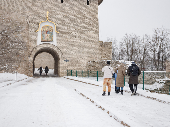 Более 77 тысяч туристов посетило Псковскую область в новогодние праздники