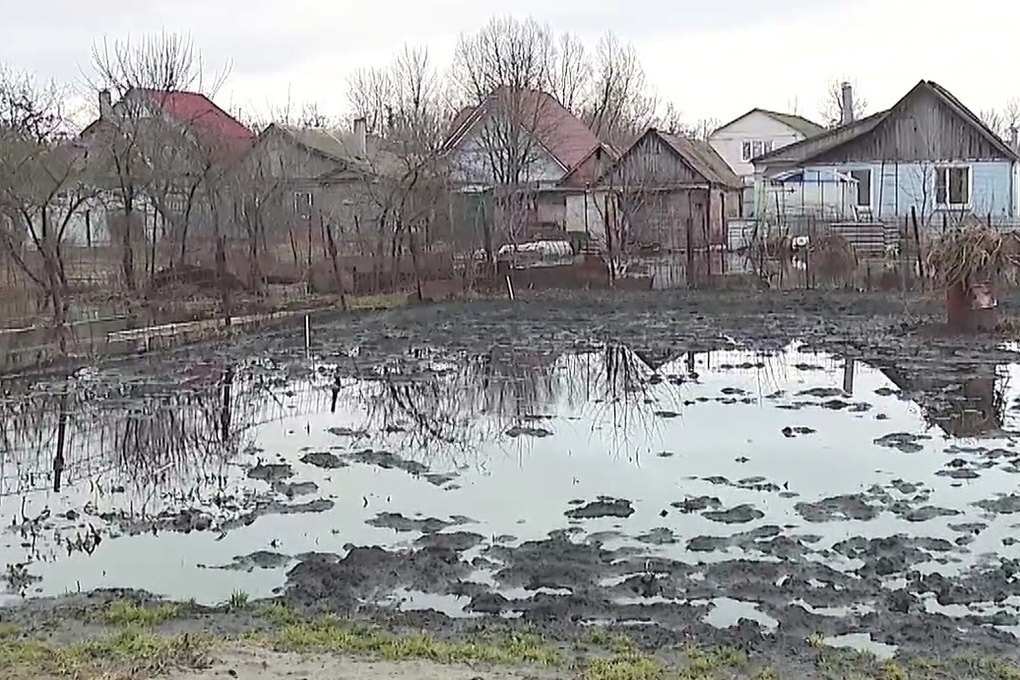 Курск без воды. В севасском округе. Ушла вода на Соврасово. В Сеймском округе Курска дома затопило талыми водами.