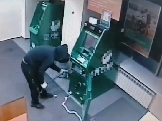 Злоумышленники попытались украсть банкомат в Советске
