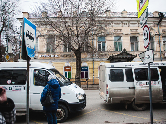 В 2022 году в Астрахани произошло 61 ДТП с участием маршрутных такси