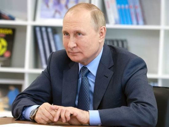 Путин: ВВП России в 2022 году упал на 2,5%