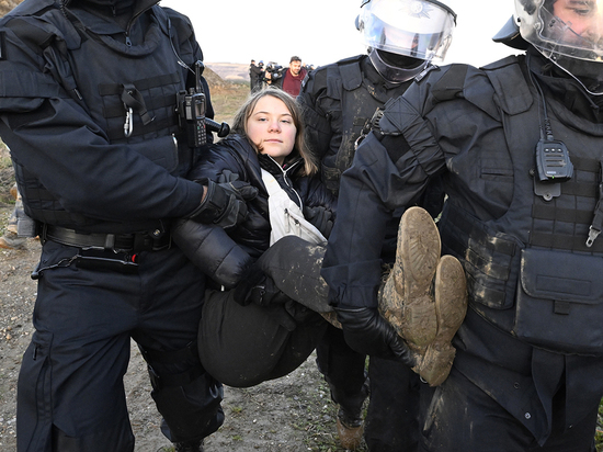 Reuters: Грету Тунберг задержали на протестах в Германии