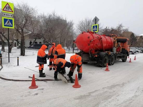 В Красноярске 27 домов остались без воды из-за коммунальной аварии