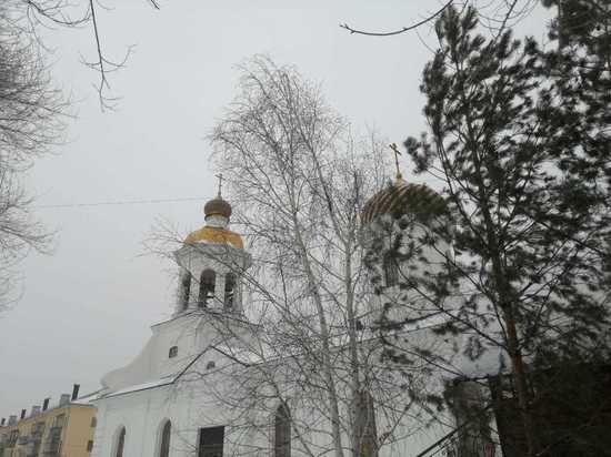 В Оренбургской области набрать святую воду в храмах можно в течение пяти дней