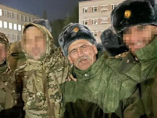 48-летний многодетный отец из Новосибирской области Петр Леонов погиб на руках брата на СВО