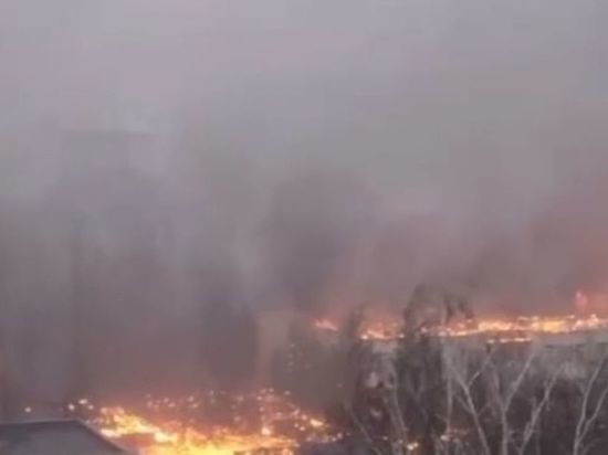 В сети появилось видео последствий падения вертолета в Броварах