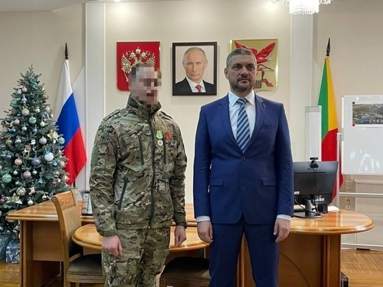 Глава Забайкалья Осипов встретился с участником СВО