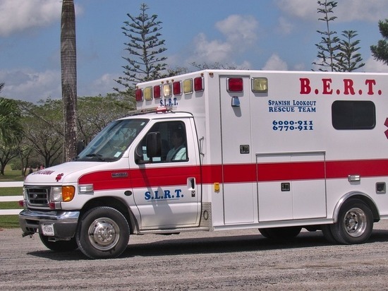 Джереми Реннера выписали из больницы после аварии со снегоуборочной машиной