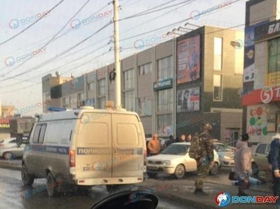 В Новочеркасске женщина на «Дэу» насмерть сбила девушку на парковке ТЦ