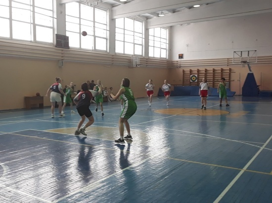 Серпуховские баскетболисты выступят на региональном этапе школьной лиги Подмосковья