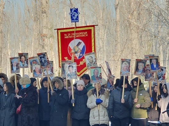 В Бишкеке проходит митинг-реквием посвященный освобождению Ленинграда