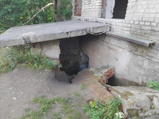 Заброшенное здание в Ангарске закроют по суду