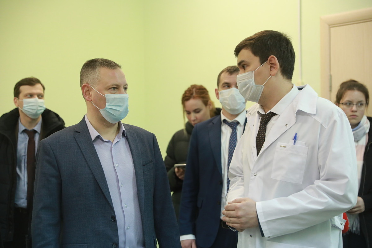 Губернатор Михаил Евраев осмотрел отремонтированную Борисоглебскую ЦРБ и встретился с сотрудниками