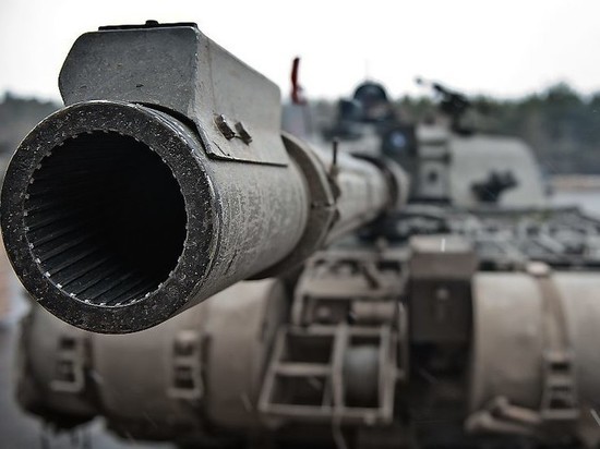 Великобритания предоставит Украине еще более 200 единиц бронетехники
