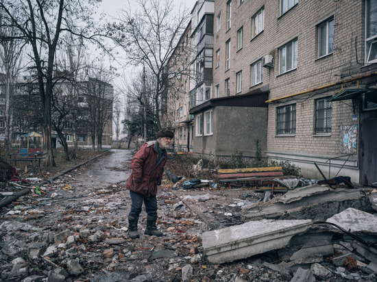 Боец ЧВК "Вагнер": ВСУ обстреливают Бахмут фосфорными снарядами