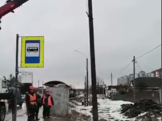 В Янино выдирают столбы освещения для расширения Колтушского шоссе