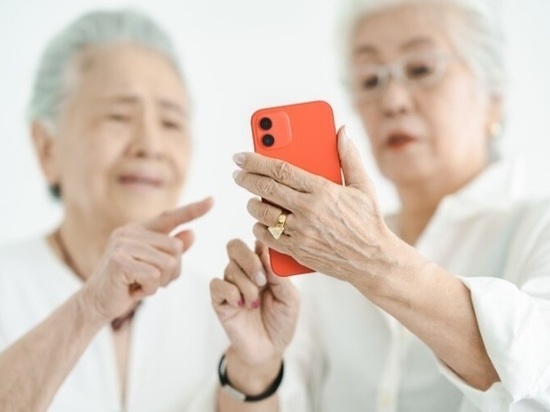 Томские ученые выяснили, что новые технологии не влияют на уровень счастья пожилых людей