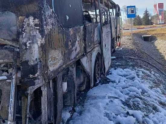 Экскурсионный автобус и маршрутка сгорели в Кисловодске и Минводах