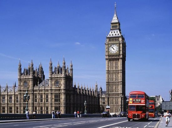 Британский парламент начал изучать влияние антироссийских санкций на своих граждан