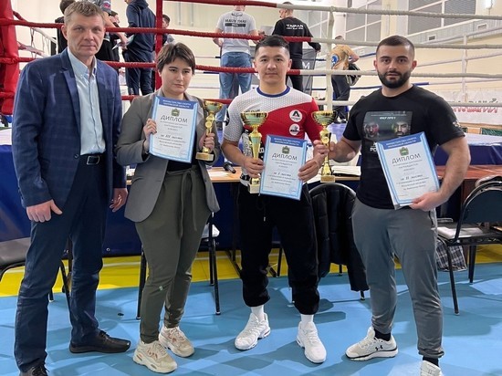 Команда тайских боксеров Серпухова завоевала первое место на региональном чемпионате
