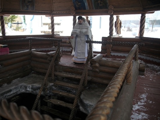 В Ярославской области заключенные искупались в Крещение
