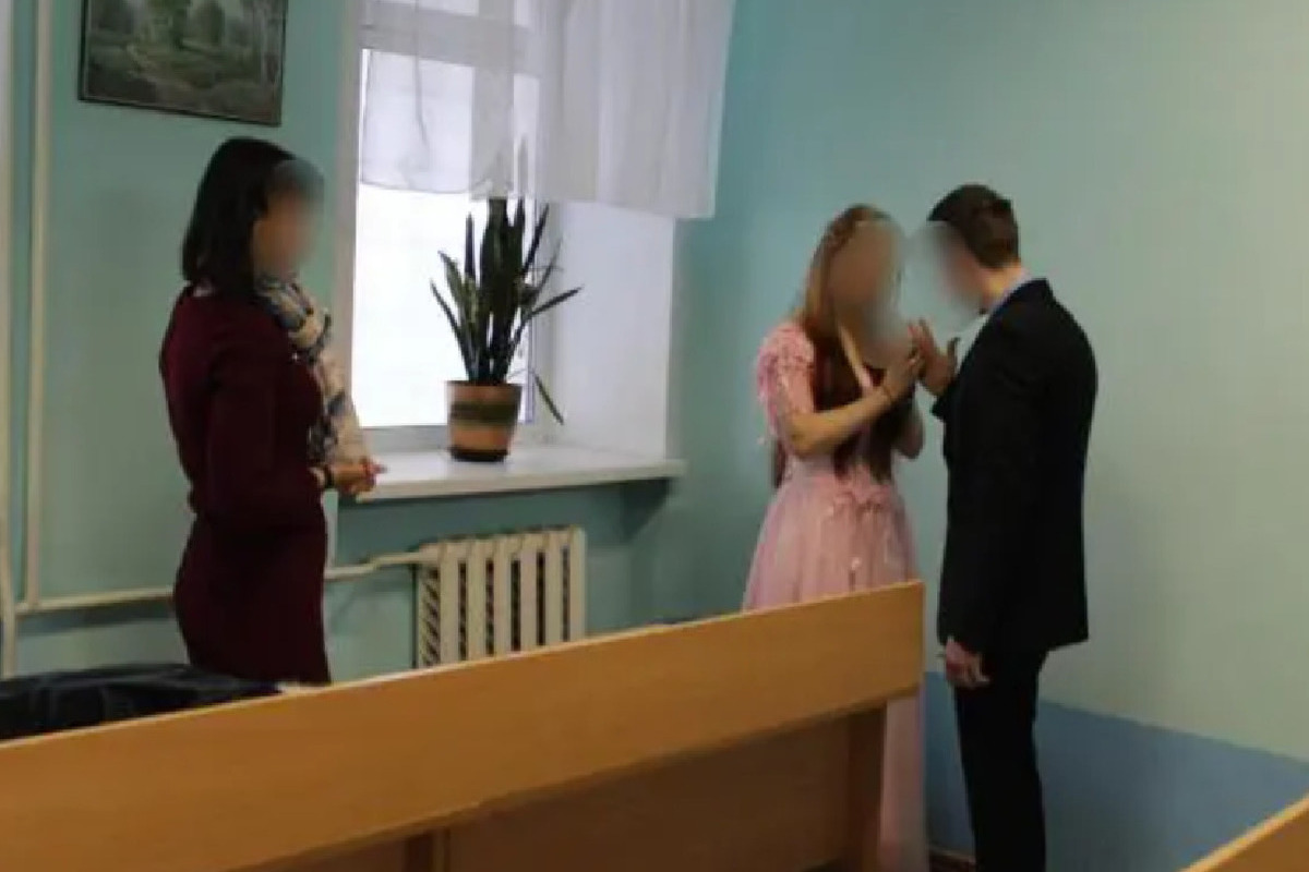 Костромские свадьбы: жених обещал дождаться выхода невесты из колонии