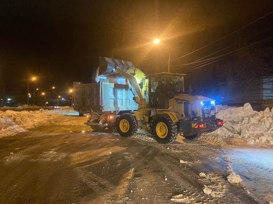 С начала зимы с улиц Йошкар-Олы вывезли более 110 тысяч кубометров снега
