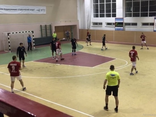 Воронежские гандболисты одержали победу в Белгороде