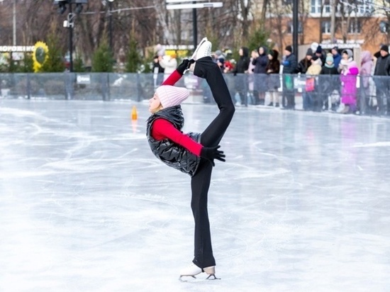 В Татьянин день липчан приглашают на бесплатное массовое катание на коньках
