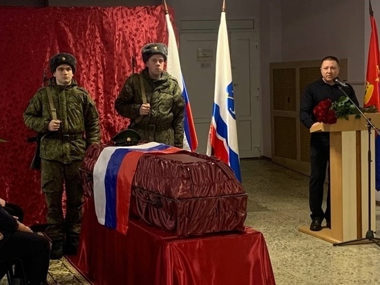 Прощание с погибшим на спецоперации младшим сержантом прошло в Рощино