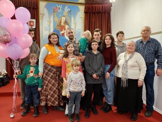 В Ялте семью Казакевич поздравили с рождением 10 ребенка
