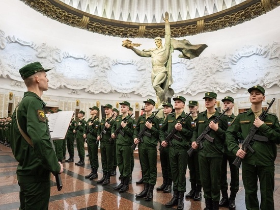 Калужские новобранцы Преображенского полка приняли присягу в Музее Победы