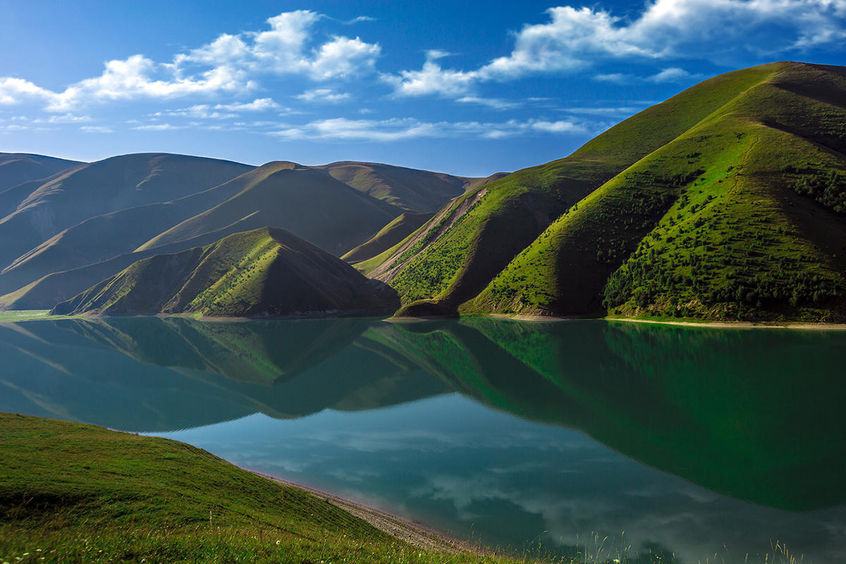 Озером Кавказа – Кезеной-ам.
