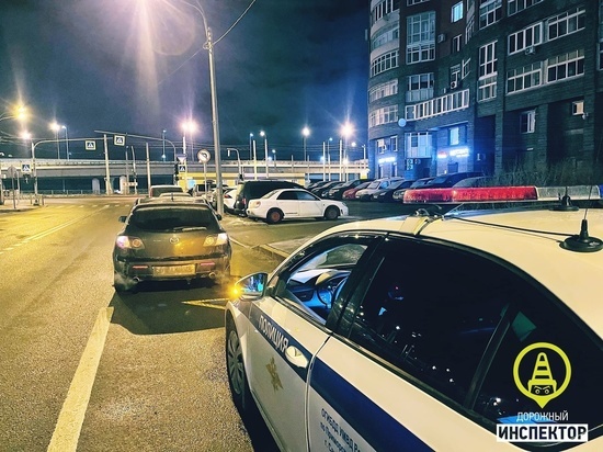 В Петербурге задержали пьяного бездомного за рулем Mercedes