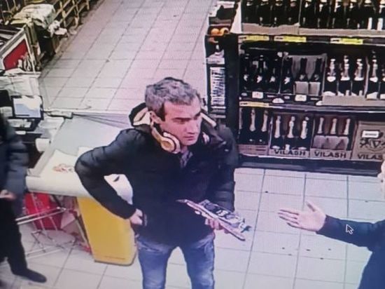 В Ангарске ищут мужчину, подравшегося в магазине