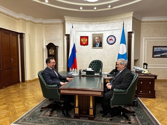 Айсен Николаев и Вячеслав Штыров обсудили перспективы развития Якутии